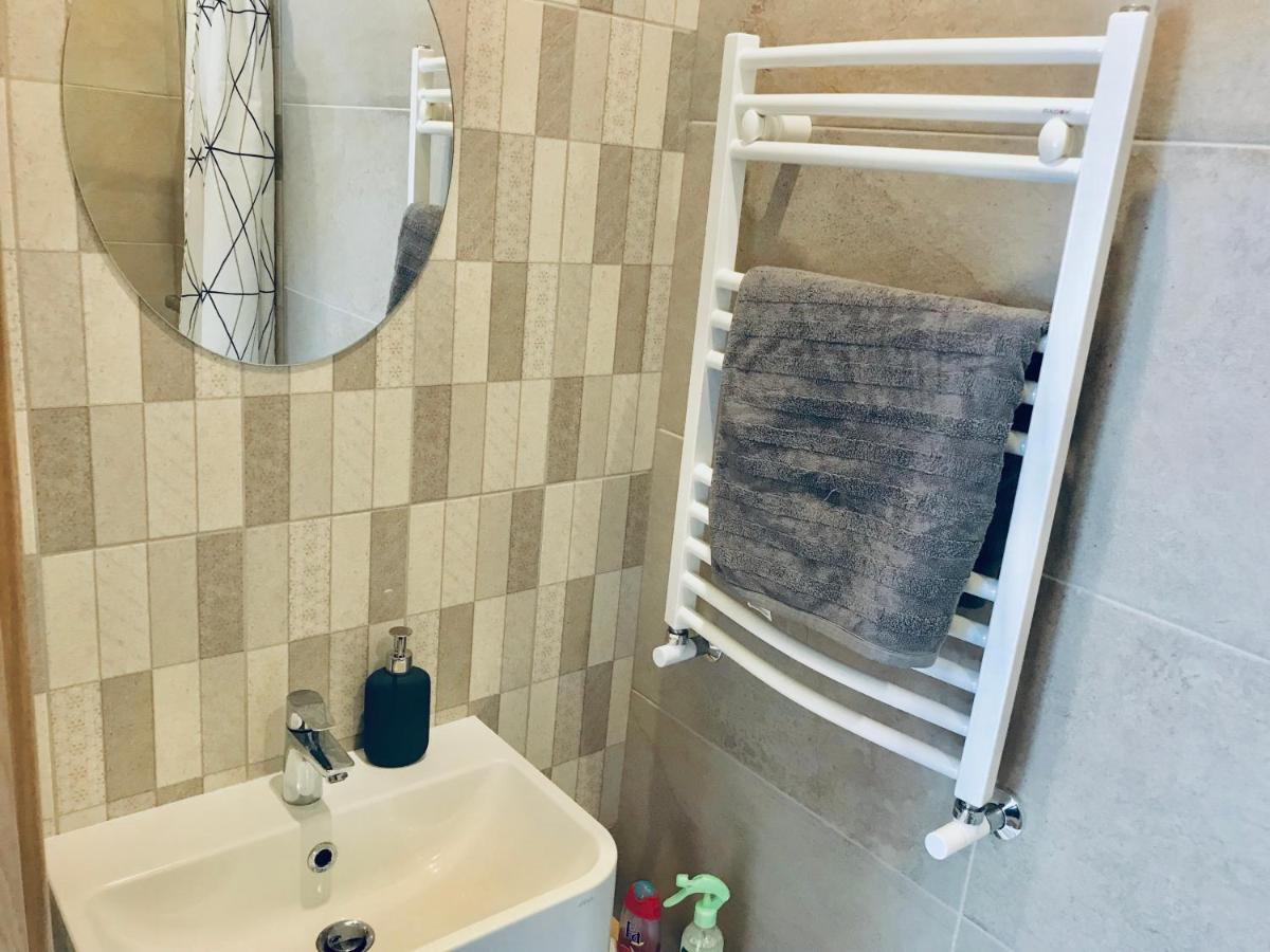 Family Apartment 100M From The Beach Юрмала Экстерьер фото