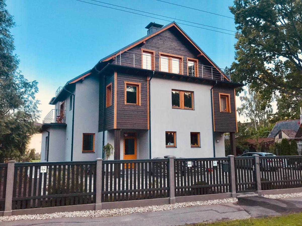 Family Apartment 100M From The Beach Юрмала Экстерьер фото